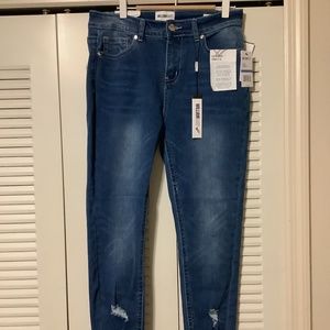 NWT William Rast Women’s Southern High Rise  Skinny Jeans, Size: 28